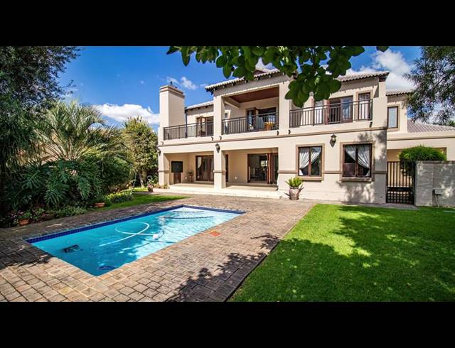5 BEDROOM HOUSE FOR SALE IN MIDLANDS ESTATE